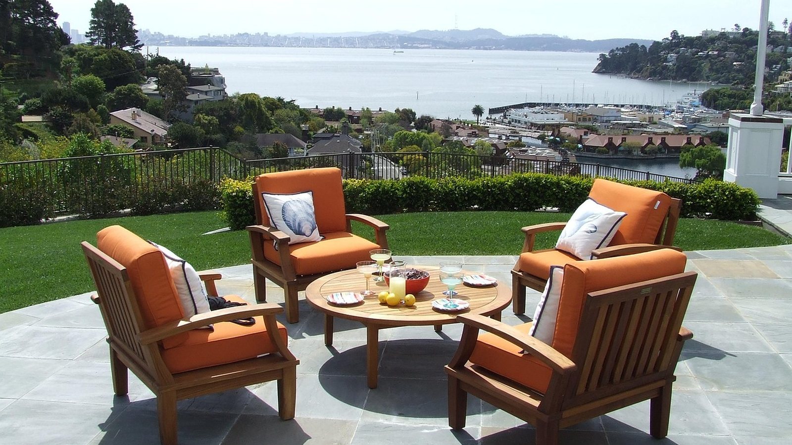 The lakeside terrace